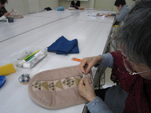 写真 ファスナーを付けています